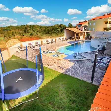 Apartment Nado 806 Pula